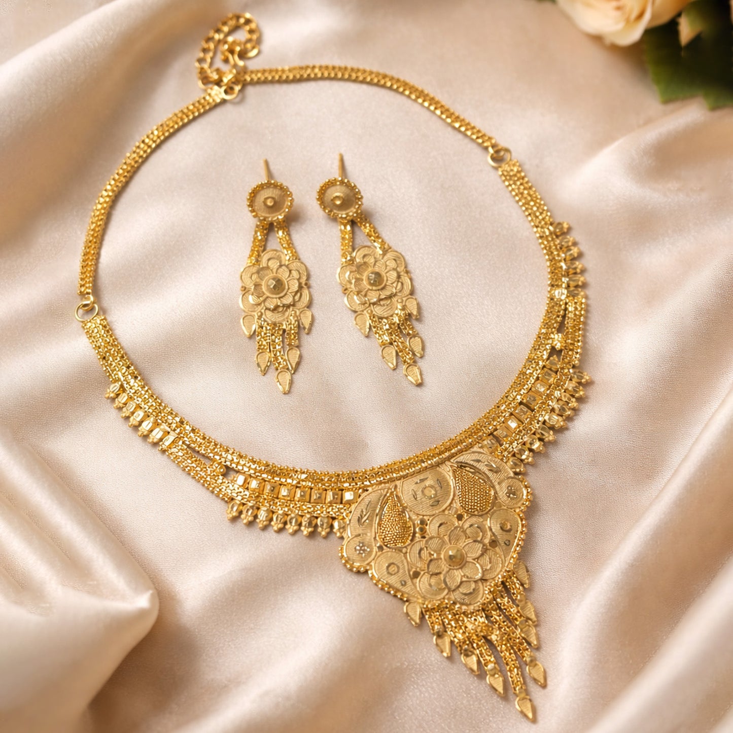 Hand made Necklace Set