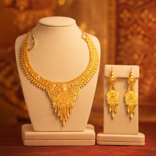 Hand made Necklace Set