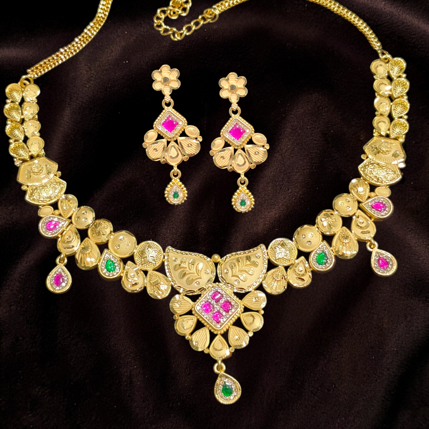 Swaraski Necklace Set