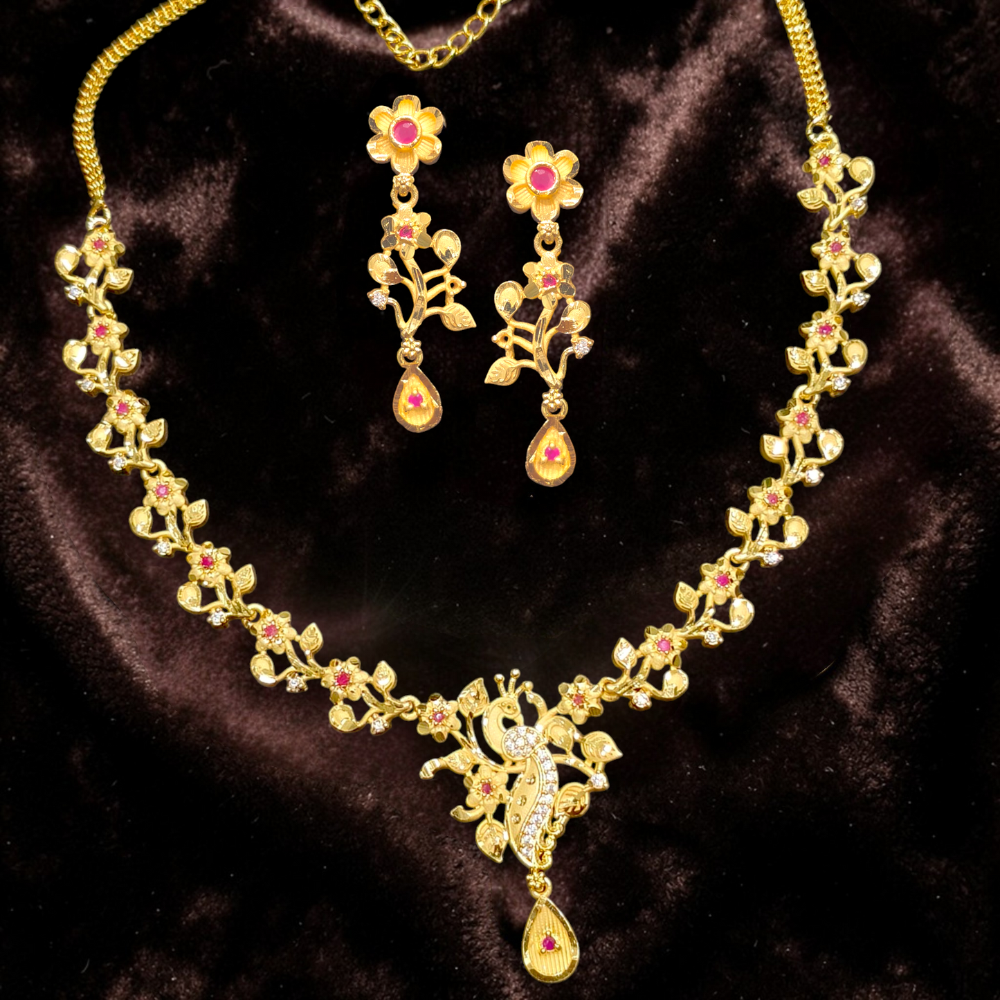 AD Necklace Set