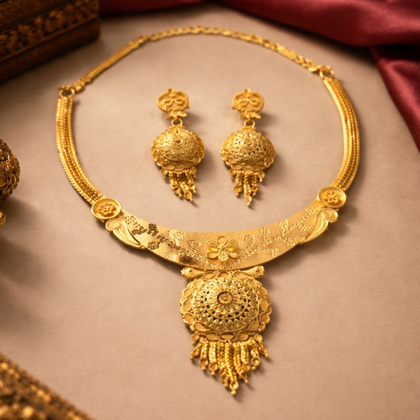 Patra Necklace set