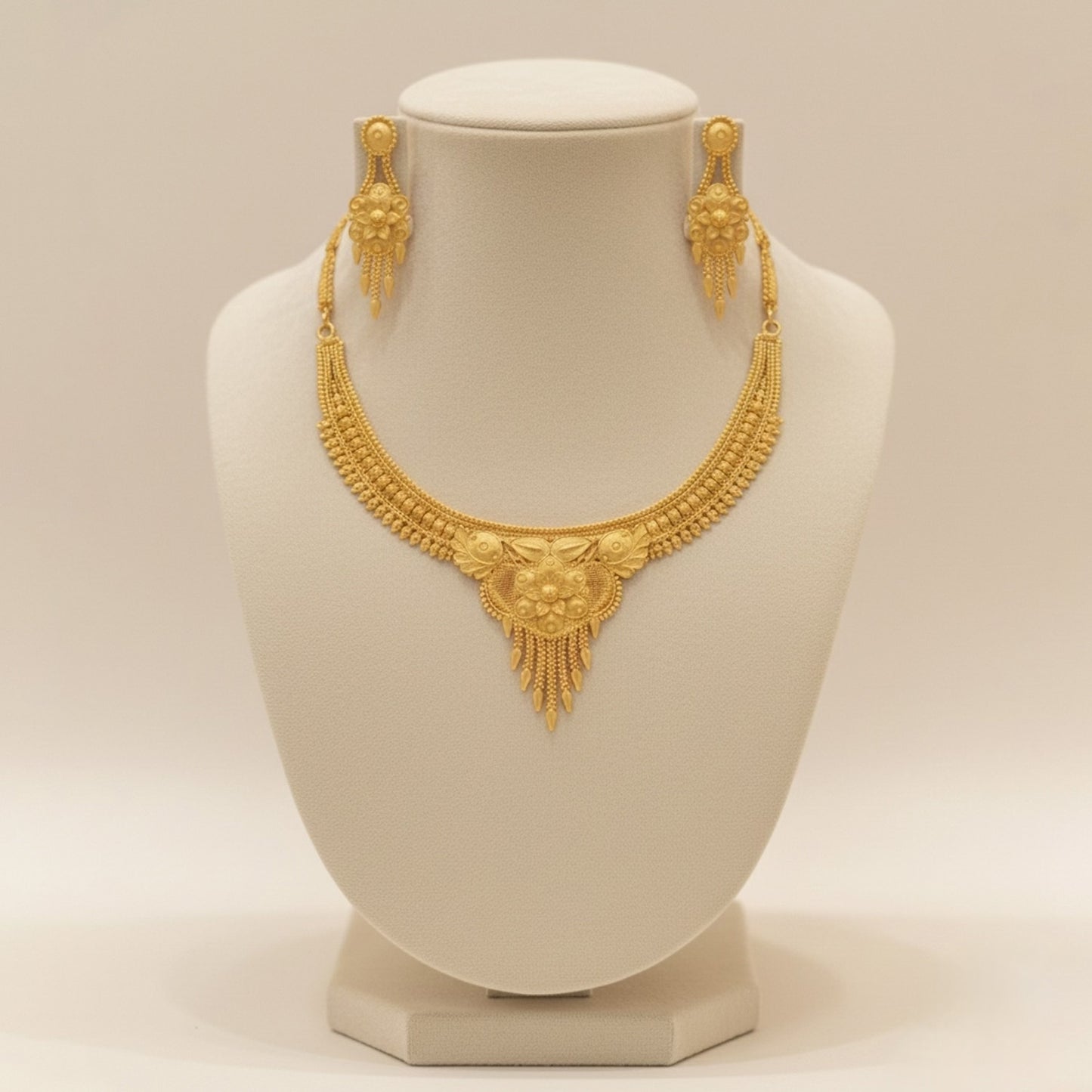 Hand made Necklace Set
